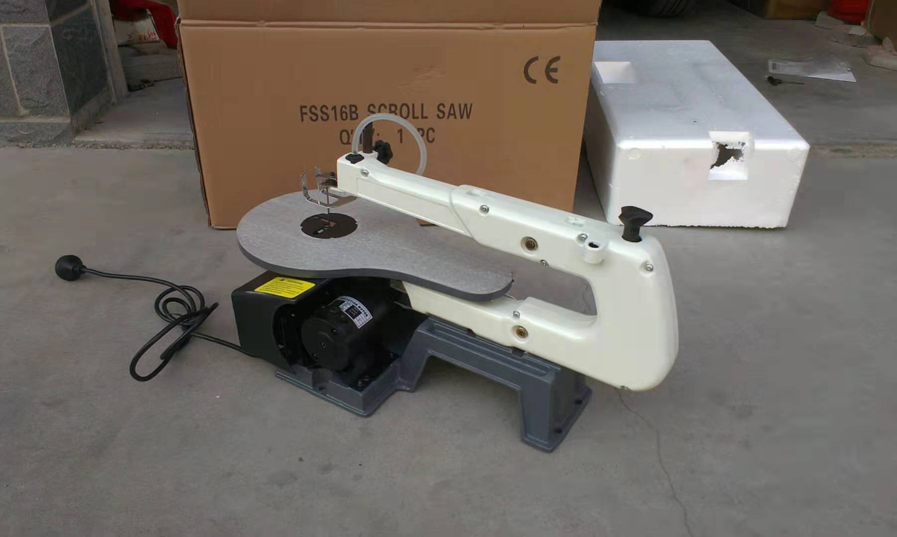 Wood Cutting Industrial Deskto - Woodworking Table ulasan dan harga